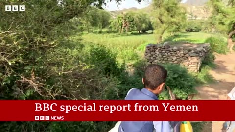 How one blind boy helped rebuild his school in Yemen - BBC News