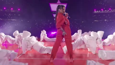 Rihanna’s FULL Apple Music Super Bowl LVII Halftime Show