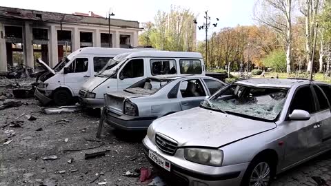 'Direct hit' on Donetsk administration building