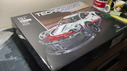 LEGO Technic Porsche 911 RSR UNBOXING_Cut