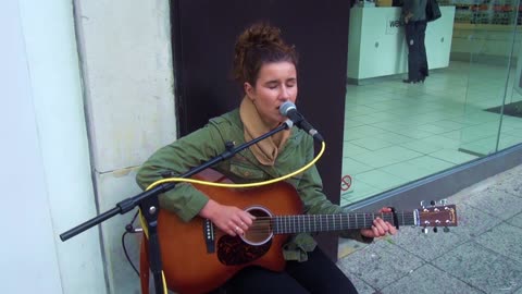 Alice Gullick Music. Busking in London 10th May 2015