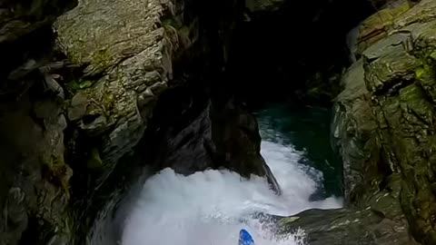 Dangerous Rafting video