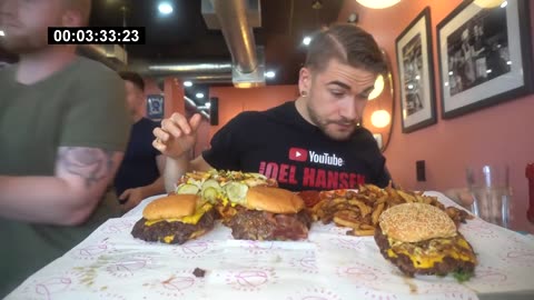 IMPOSSIBLE Smash Burger Challenge (Over 9LB) With Gourmet Hotdogs in Des Moines Iowa! Man Vs Food