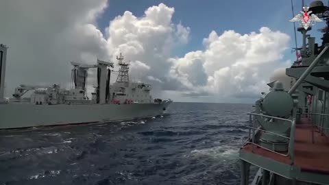 Russian and Chinese navies organise ship fuel replenishment and cargo transfer at sea