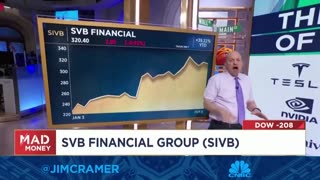 One month ago, Jim Cramer urged investors to buy Silicon Valley Bank stock