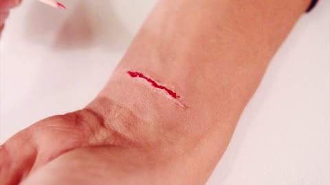 How to make bloody wounds for Halloween
