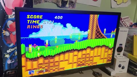 RETRO GAMING: OLD SCHOOL GAMING PLAYING SONIC THE HEDGEHOG II