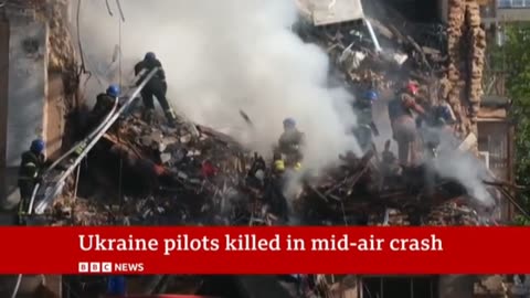 Ukraine pilots killed in mid-air crash