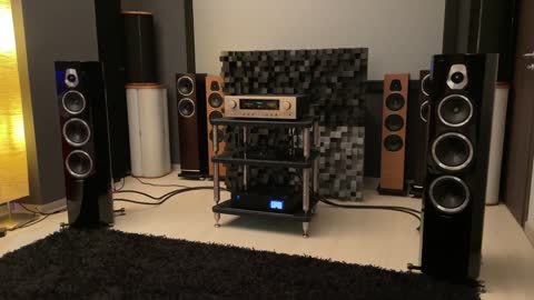 Untouchable - Jacob Bellens on Sonus faber SONETTO V [4Kᵁᴴᴰ] with Accuphase E-280