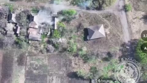 Russian UAV tracks Ukrainian drone crew back to their position, which is then hit by 152mm artillery
