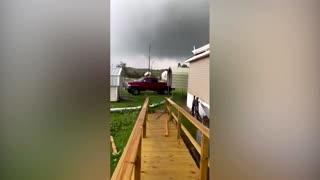Tornado blows roof off house in North Carolina