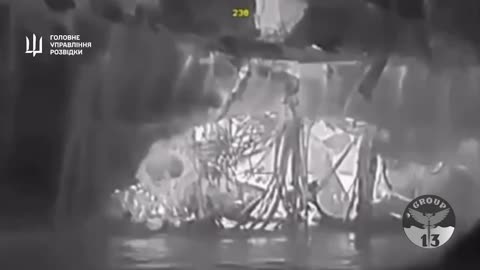 Ukrainians Sink Russian Warship Off the Coast of Crimea Overnight(Incredible Footage)