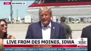 President Trump replies to a reporter who asks if he's looking for a plea deal. 🔥🔥🔥