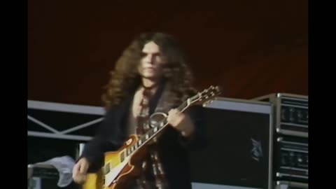 Lynyrd Skynyrd - Sweet Home Alabama | (Live At Knebworth '76)