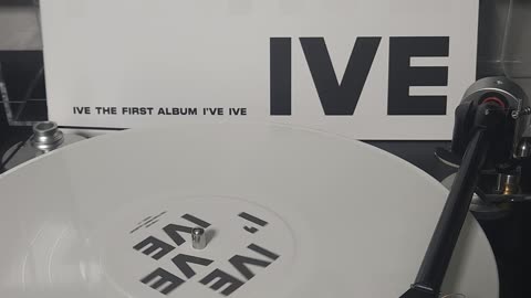 I AM - IVE(아이브) (Vinyl Rip) - Stanton 681EEE Cartridge