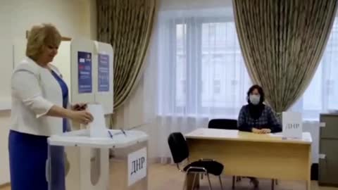 Head of LPR and DPR voted for referendum