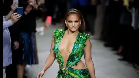 Jennifer Lopez Reportedly Suffers Fashion Faux Pas At Dolce & Gabbana Event.