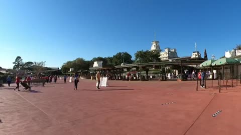 Walking to Disney’s Contemporary Resort!