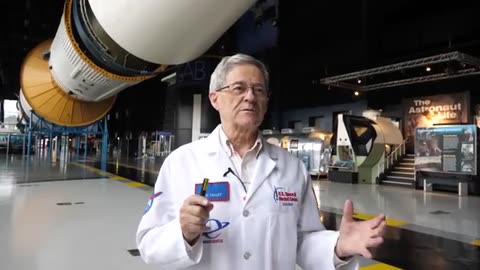 I Asked An Actual Apollo Engineer to Explain the Saturn 5 Rocket
