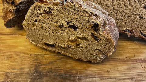 Dark Raisin Rye Bread