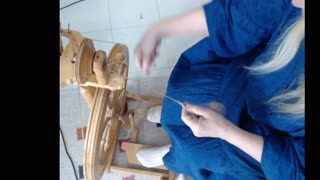 Woollen Spinning - Single Ply - Yesterday's Guovssahas Carded Batt Blend