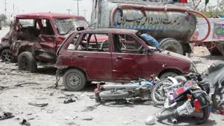 Un atentado cerca de un colegio electoral en Pakistán deja al menos 31 muertos
