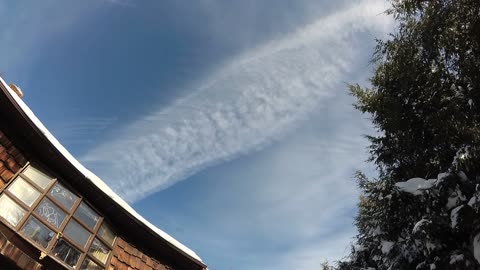 CLOUD TIME LAPSE WITH CHEMTRAILS