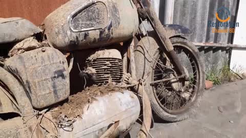Restoration of a motorcycle from the 70s
