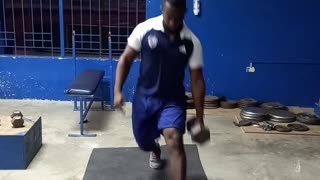 Dumbbell lunge