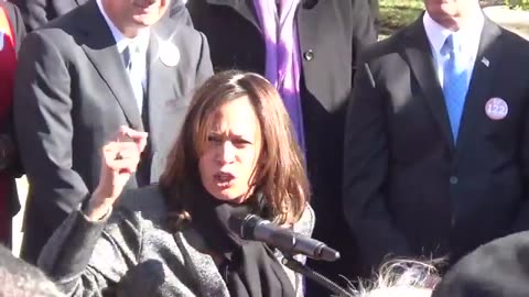 Kamala thinks she has the right to shame people who say Merry Christmas