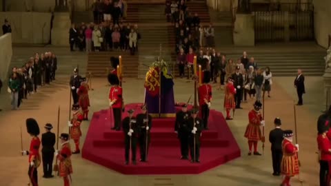 Royal guard collapses while guarding the Queen's coffin