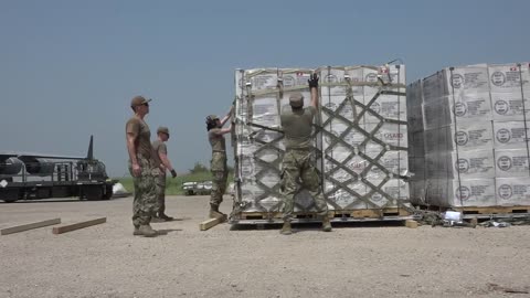 United States delivers aid to Pakistan following catastrophic flooding