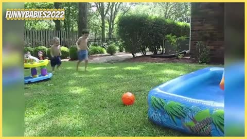 SUMMER BABIES FUNNY FAILS Will Make LAUGH 99 % of you - Kids and babies water fails #2