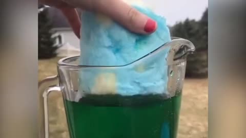 Satisfying cotton candy melting