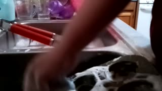 Washing the dishes, a tutorial