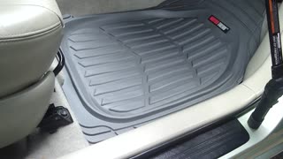 Are Universal Vinyl Floor mats Good for your Car?