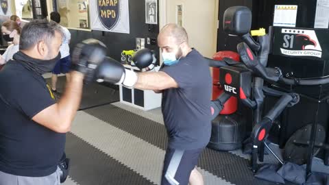 Simple boxing 101 Train&Roll
