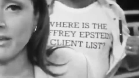☆J13☆👕 Where Is The Jeff Ep Client List?👕 Attendee Crashes CNN Reporter