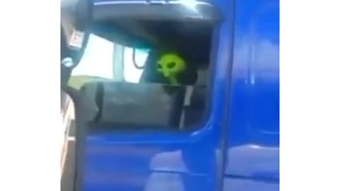 alien driving