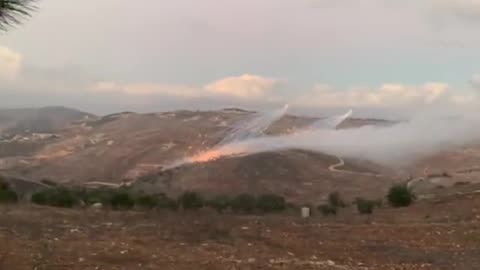 Israeli phosphorus bombing targets the outskirts of Hula and Markaba, Lebanon