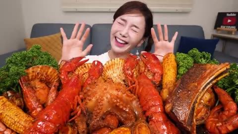 ENG_SUB__Seafood_Boil🦞_Lobster___Octopus_Beef_Ribs_American_Cuisine_Recipe_Mukbang_ASMR_Ssoyoung