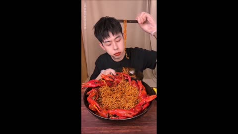 Ultimate Mukbang: Crayfish Ramen, Fried Chicken, Roast Chicken