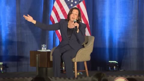 Kamala Harris Has Deranged Laughing Fit While Talking About the Economy