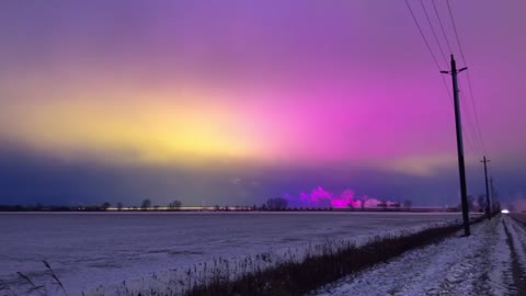 Light pollution over Leamington, Canada actually looks beautiful