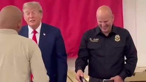 #Trump feeds Texas border warriors lunch