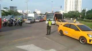 Protesta de taxistas en Patio Portal