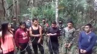 Video muestra a presuntos guerrilleros del Eln secuestrados por el EPL