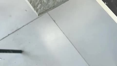 How to fixed an tiles in a proper way