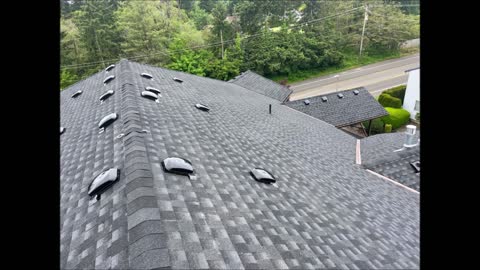 Vega Roofing LLC - (425) 400-2648