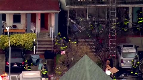 Massive fire engulfs Brooklyn homes